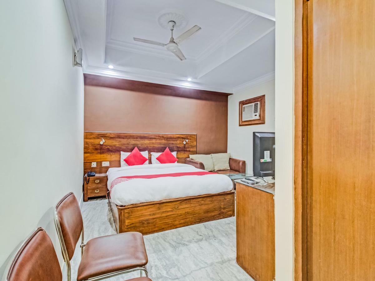 Oyo 24171 Hotel Meridian Jamshedpur Exterior foto